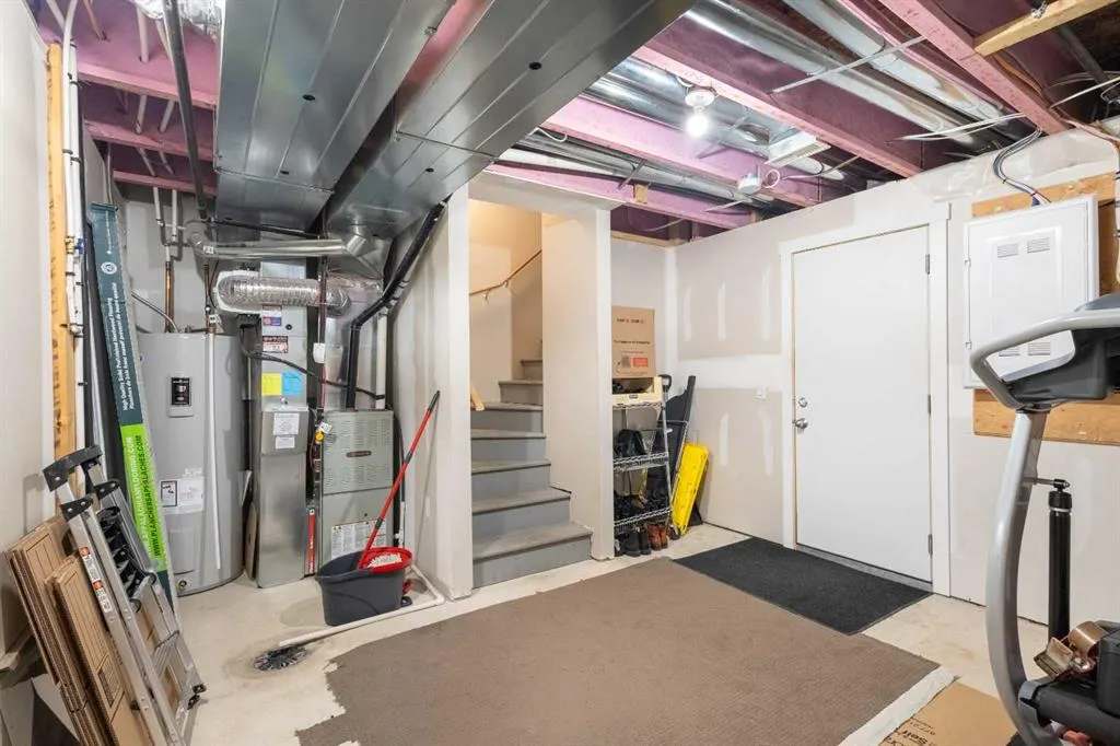 619 Mckenzie Towne Square SE