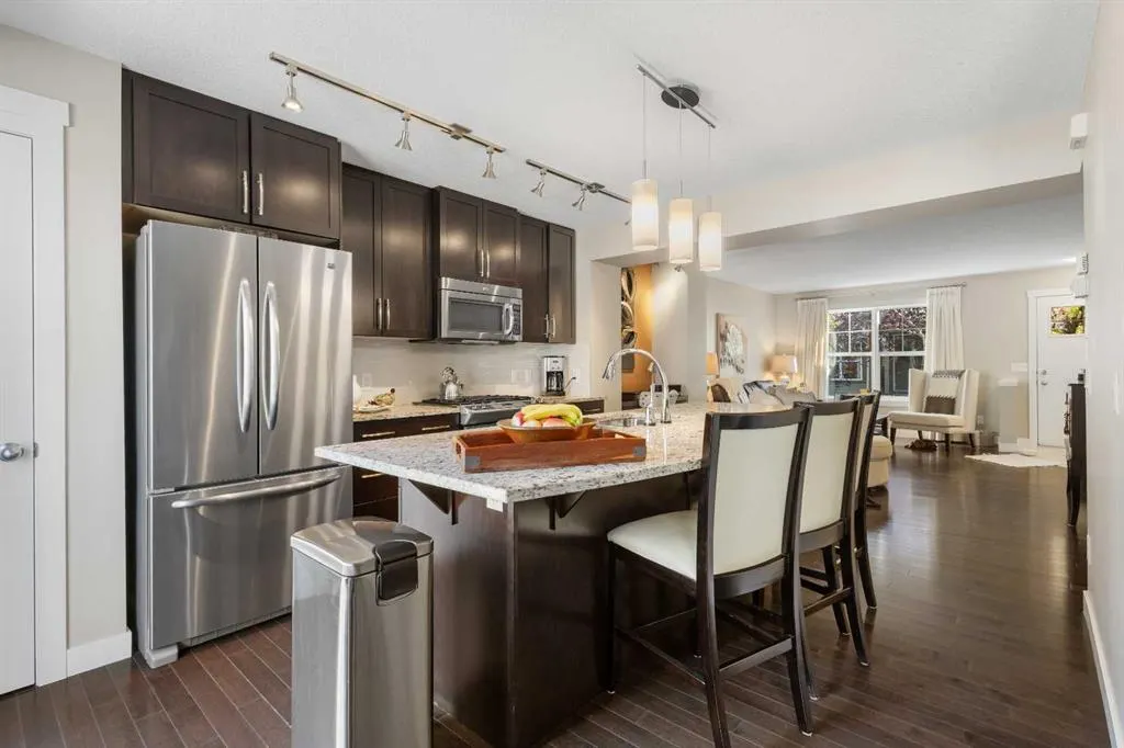 619 Mckenzie Towne Square SE