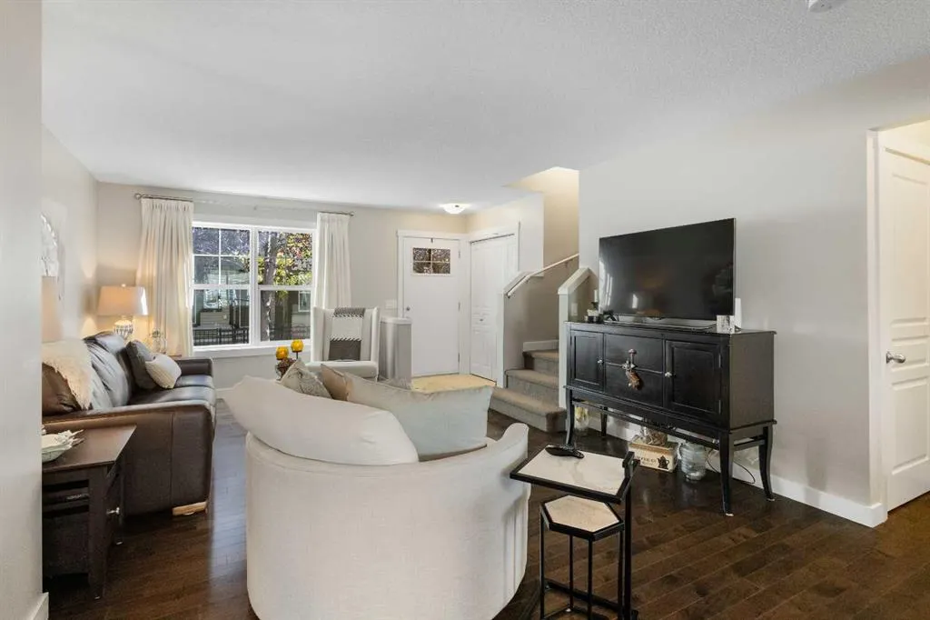 619 Mckenzie Towne Square SE