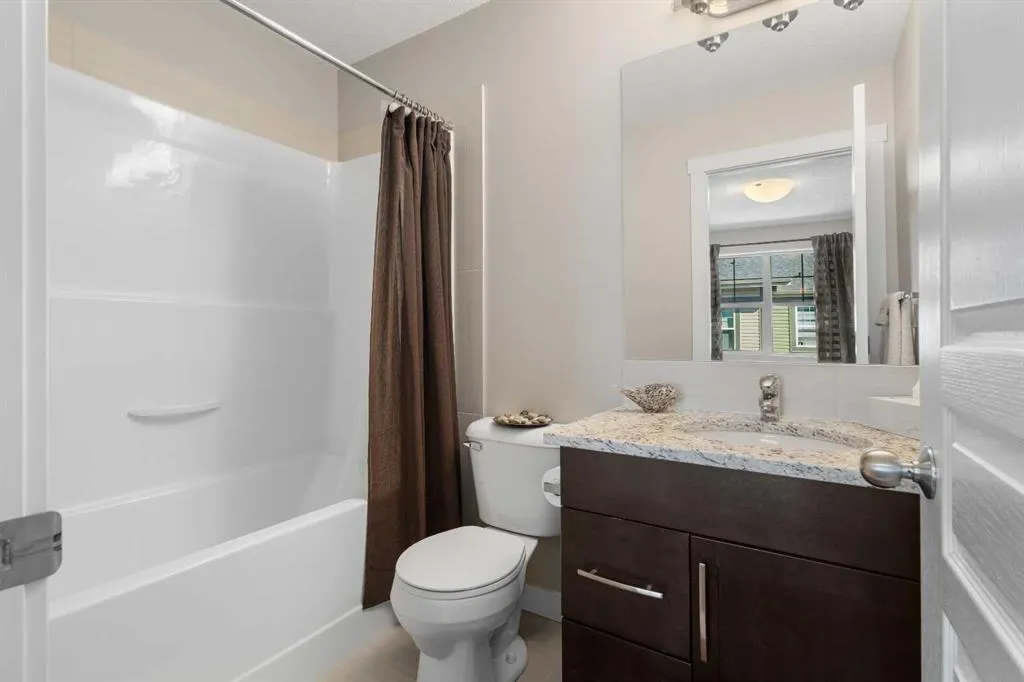 619 Mckenzie Towne Square SE