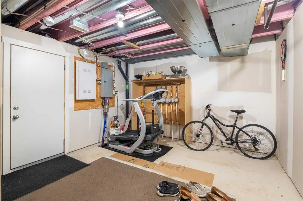 619 Mckenzie Towne Square SE