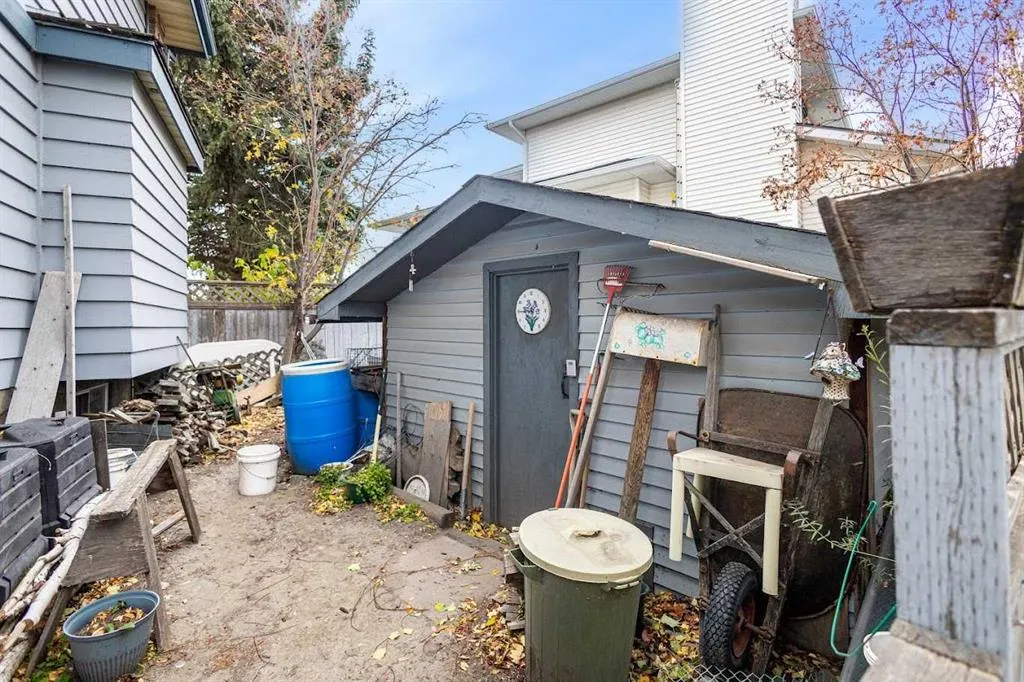 224 Douglas Woods Point SE