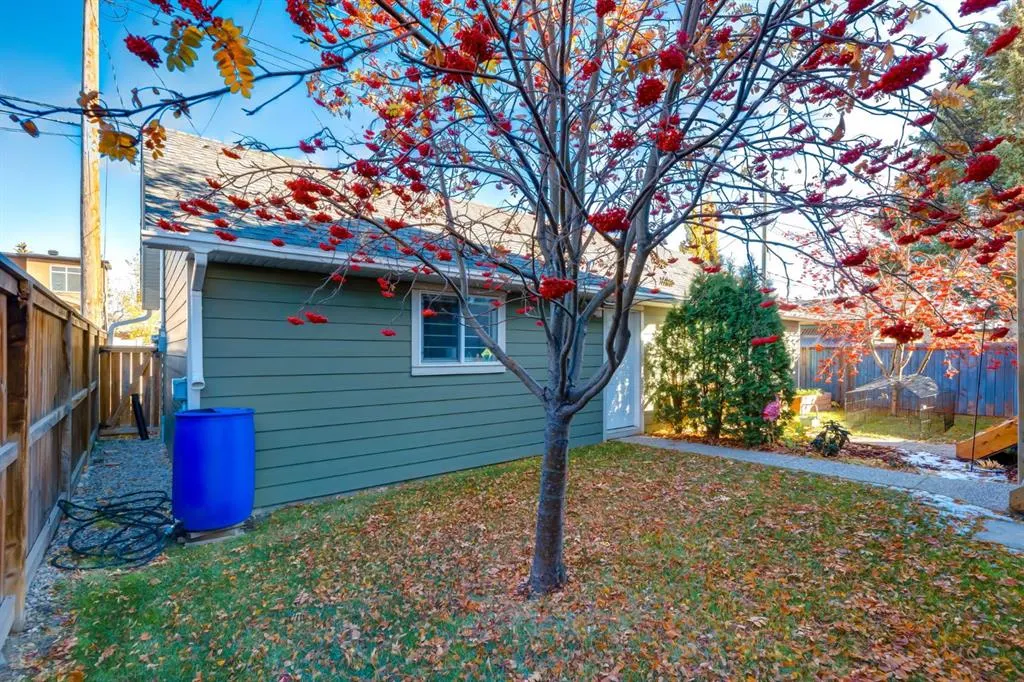 6616 Bowness Road NW