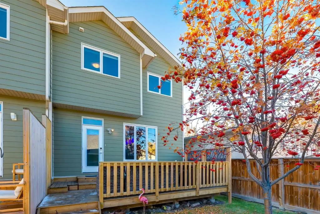 6616 Bowness Road NW