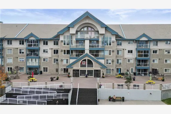 7239 Sierra Morena Boulevard SW, #404