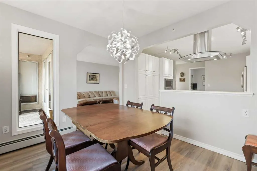 7239 Sierra Morena Boulevard SW, #404