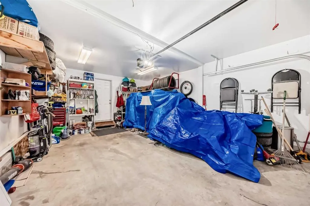 127 Covepark Green NE