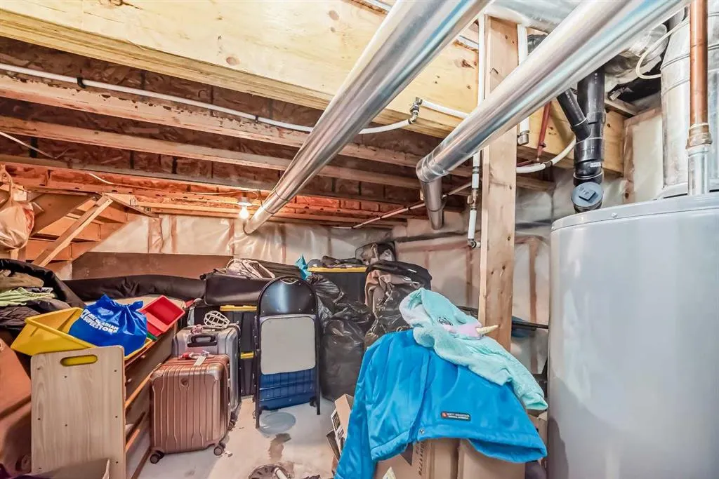 127 Covepark Green NE