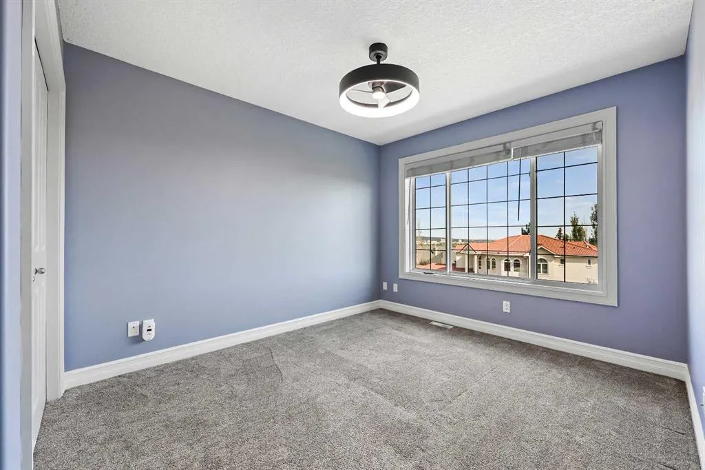 5619 Coach Hill Road SW