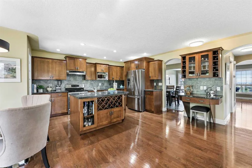 5619 Coach Hill Road SW