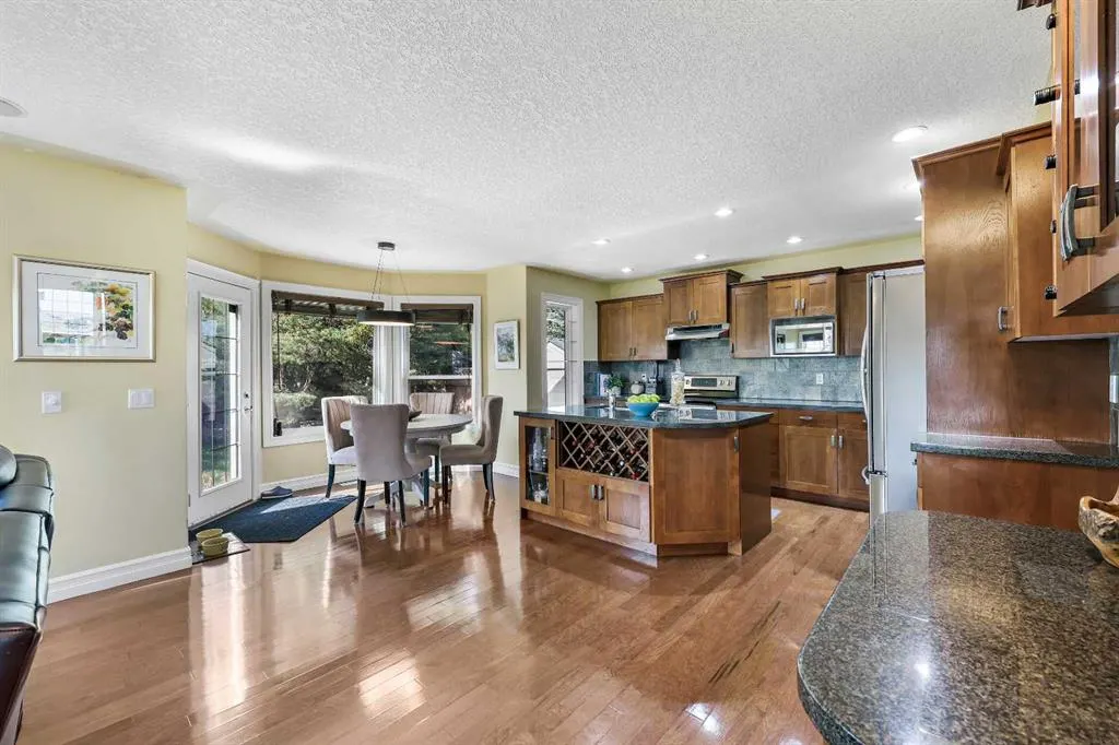 5619 Coach Hill Road SW