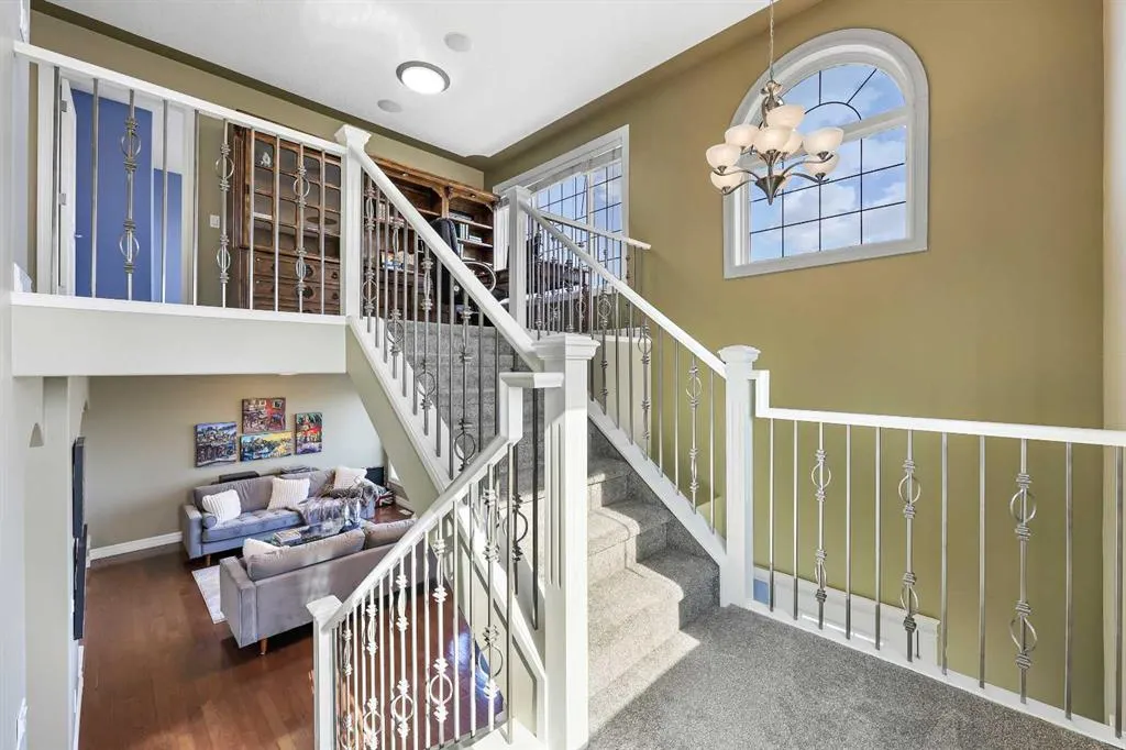 5619 Coach Hill Road SW