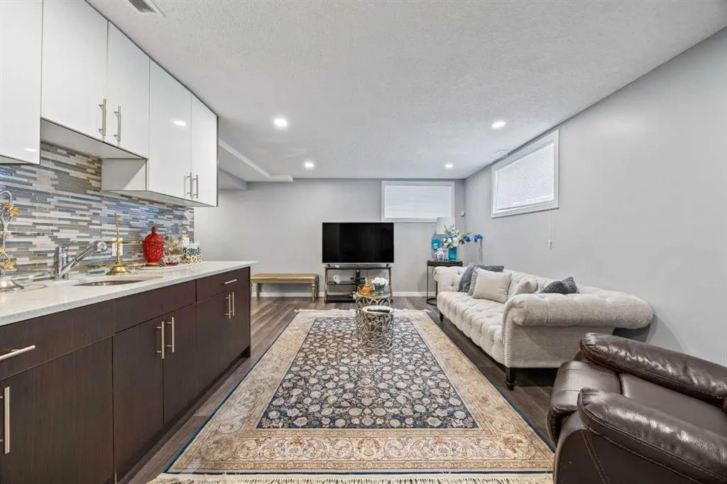 148 Viewpointe Terrace