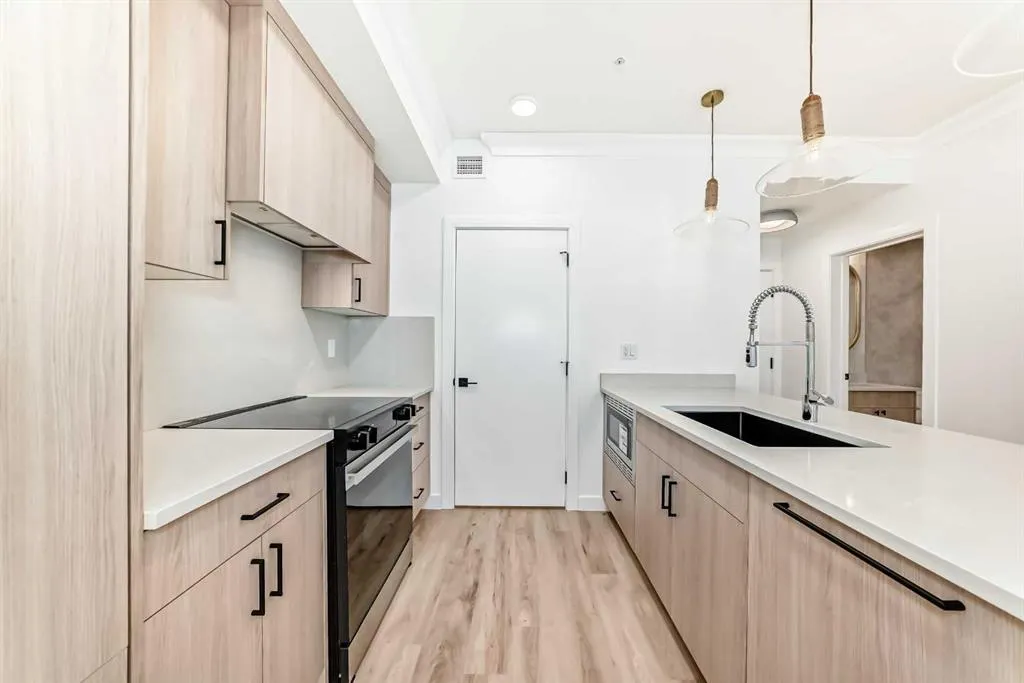 4270 Norford Avenue NW, #1319