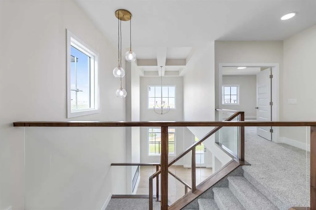 288 Savanna Drive NE