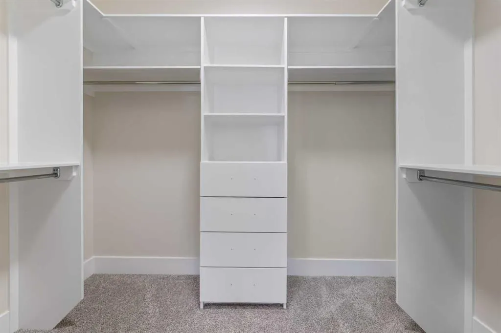 288 Savanna Drive NE