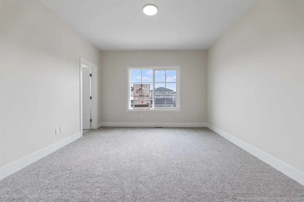 288 Savanna Drive NE