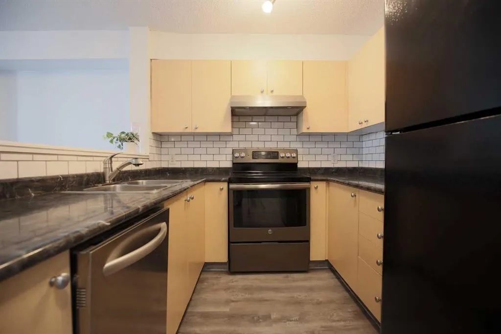 1111 6 Avenue SW, #606