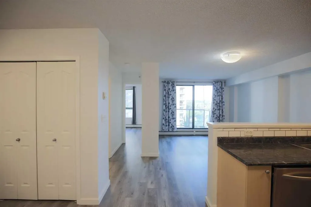 1111 6 Avenue SW, #606