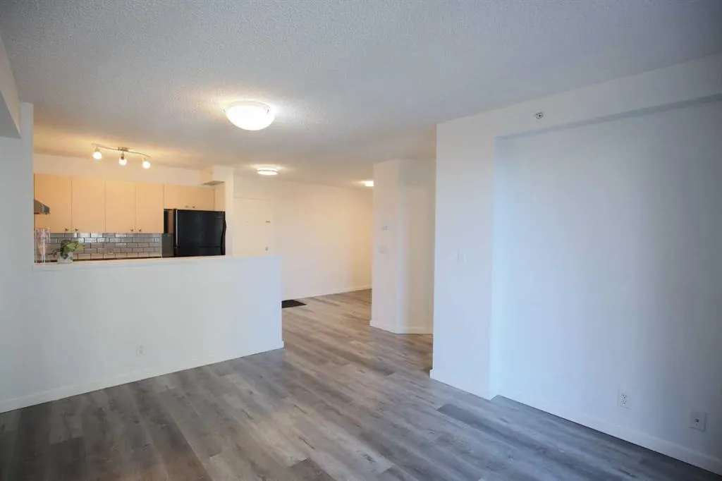 1111 6 Avenue SW, #606