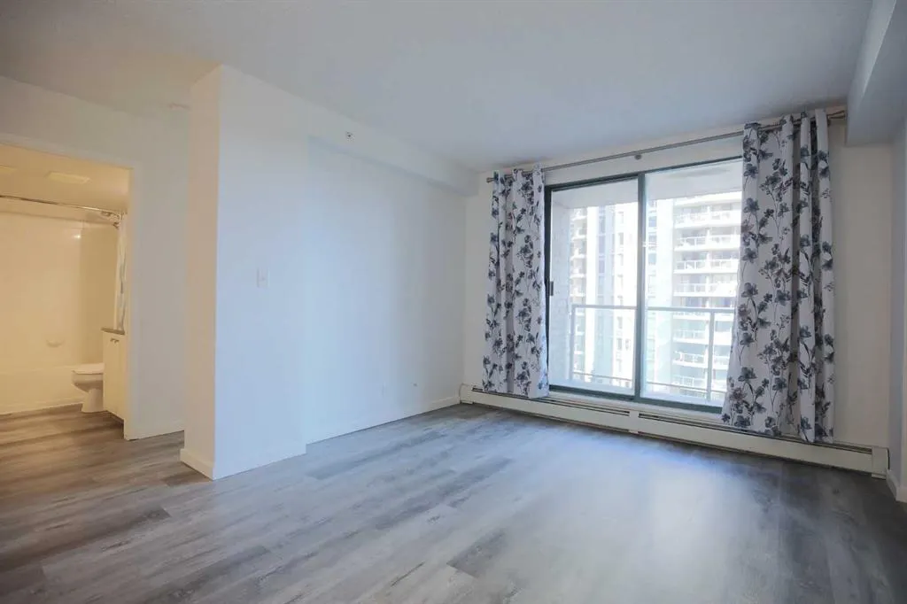 1111 6 Avenue SW, #606