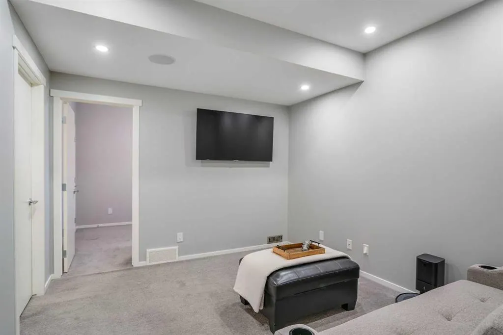 288 Copperstone Gardens SE