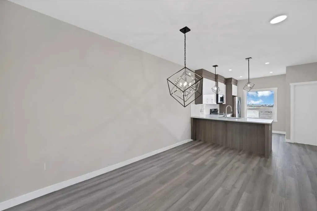 612 Red Sky Villas NE