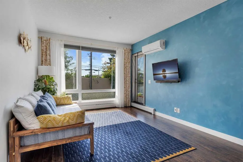 607 17 Avenue NW, #205