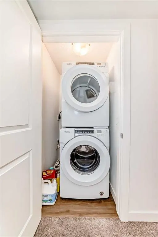 15 Evanscrest Park NW, #208