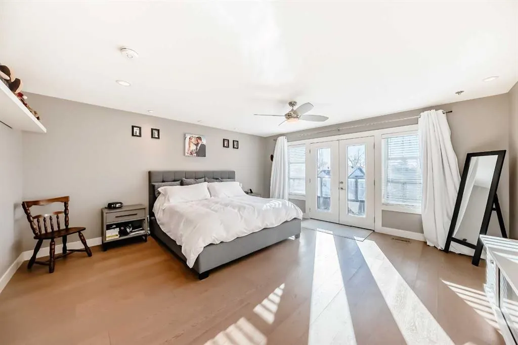 413 25 Avenue NE, #2