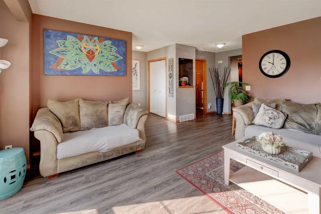 67 Tarington Road NE