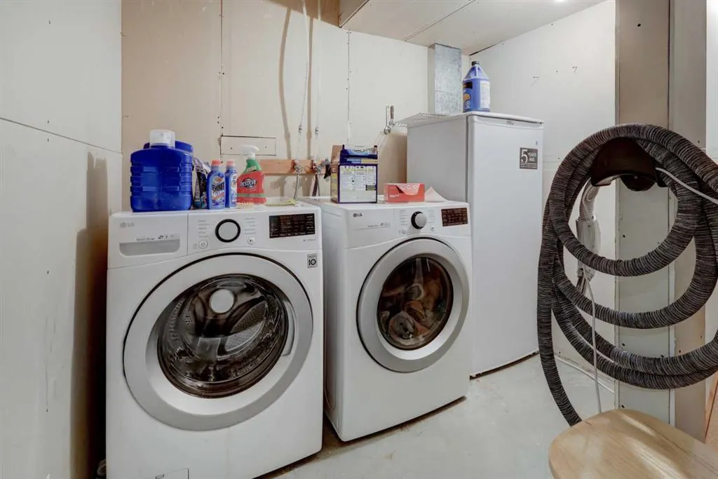 67 Tarington Road NE