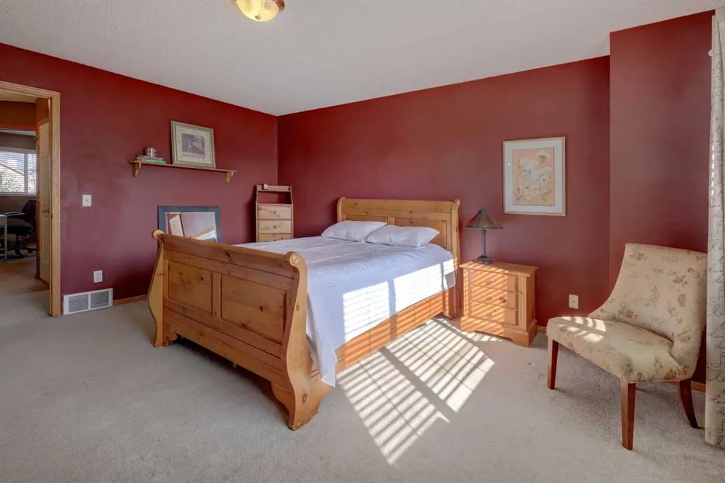 67 Tarington Road NE