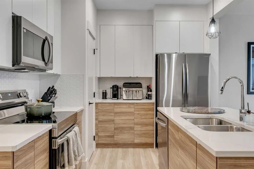 941 Cobblemore Common SW