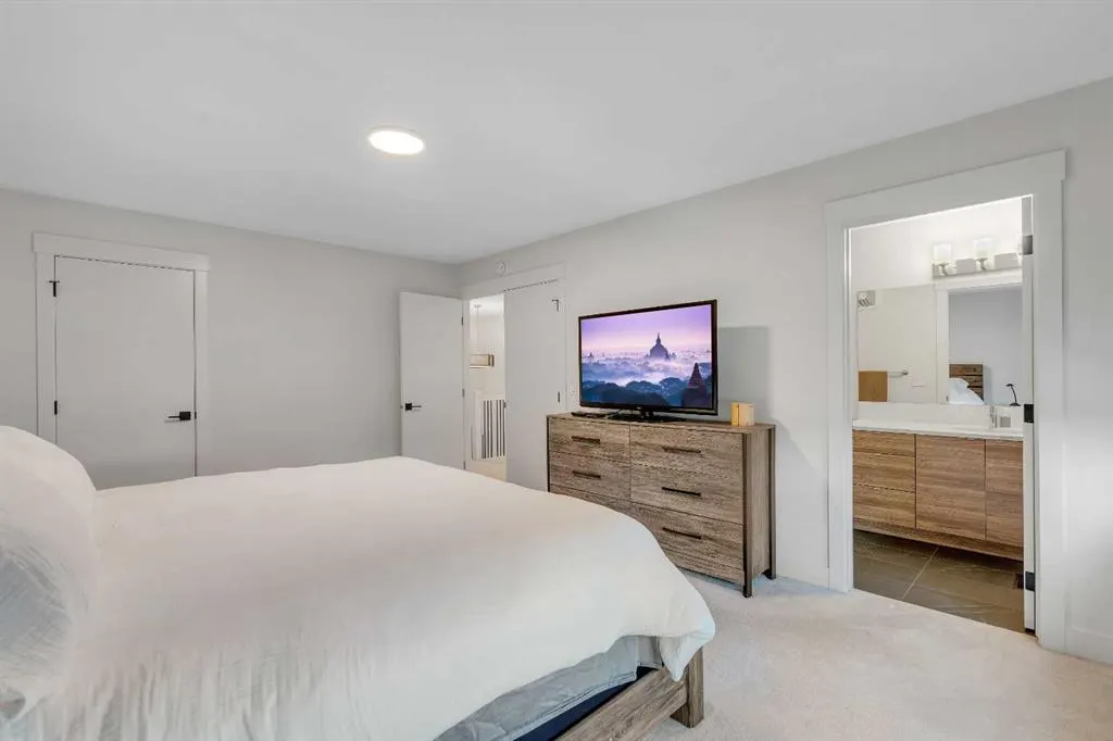 941 Cobblemore Common SW