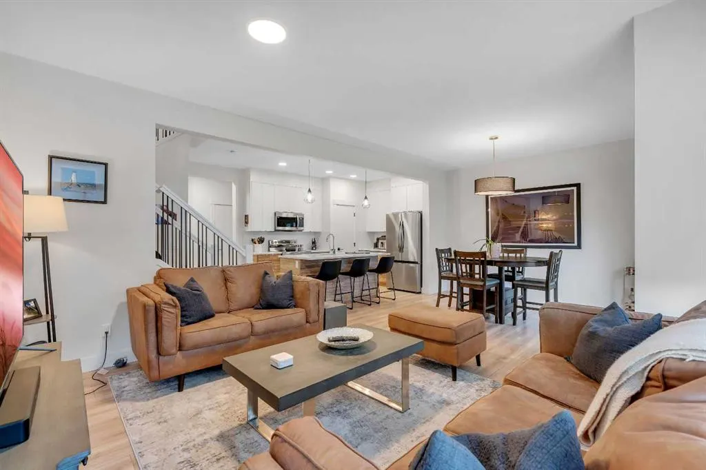 941 Cobblemore Common SW