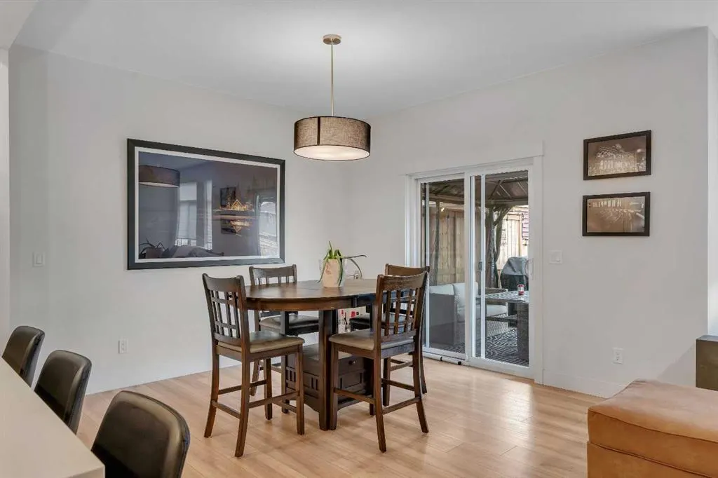 941 Cobblemore Common SW