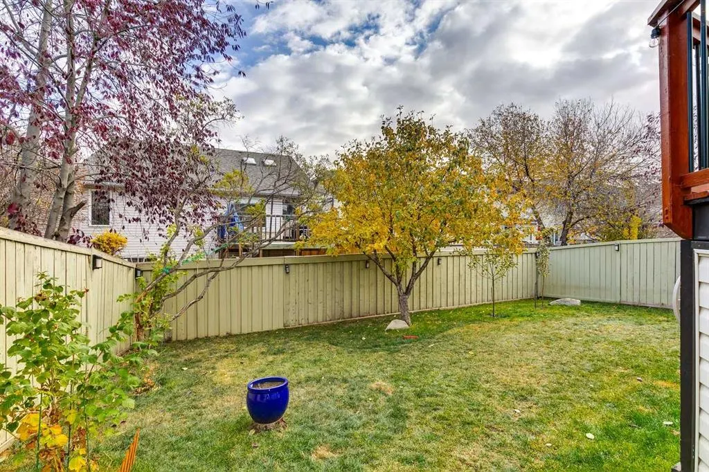 29 Douglas Woods Gardens SE