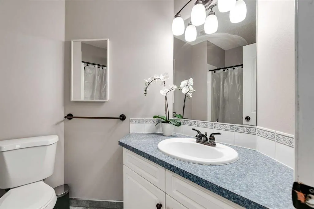 29 Douglas Woods Gardens SE