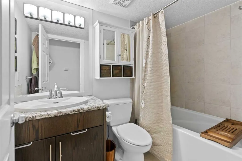 525 22 Avenue SW, #403