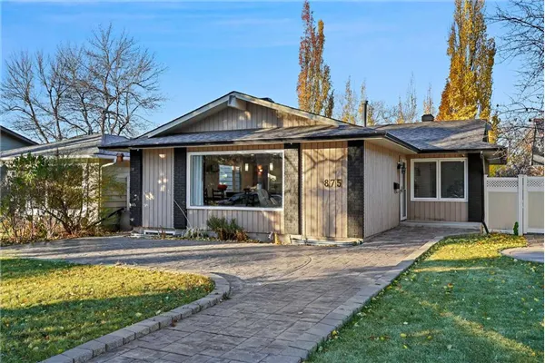 875 Midridge Drive SE