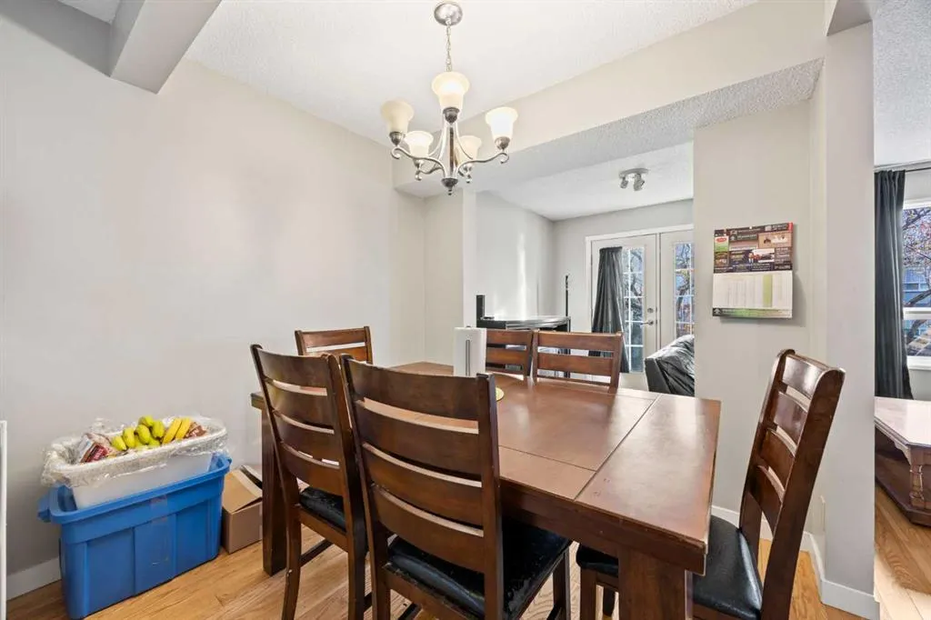 502 Signal Hill Green SW