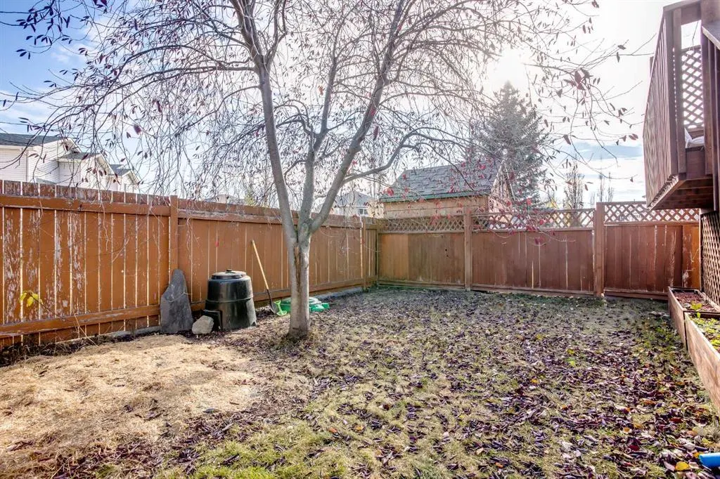 214 Canals Boulevard SW