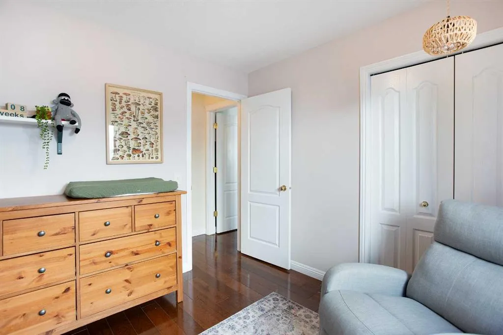 214 Canals Boulevard SW