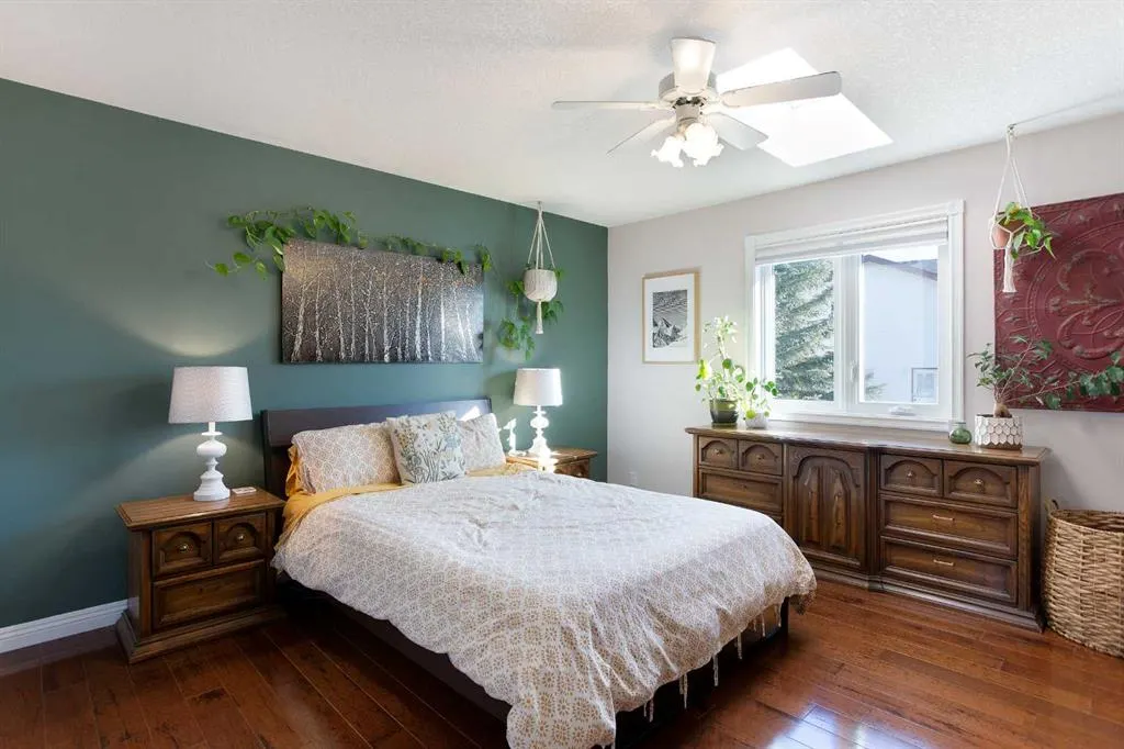 214 Canals Boulevard SW