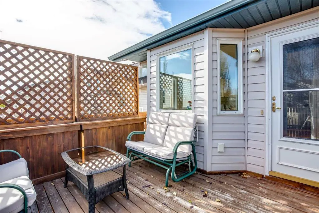 214 Canals Boulevard SW