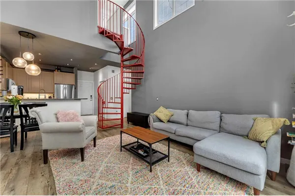 527 15 Avenue SW, #416