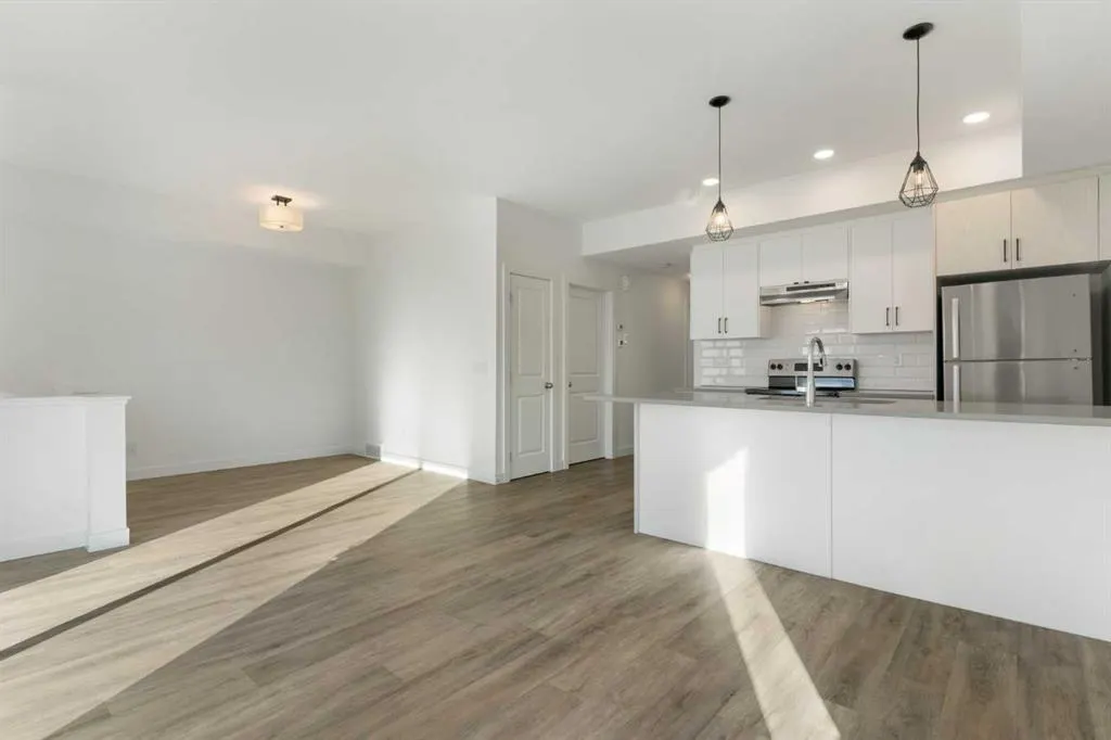 24 Rivercrest Drive, #605