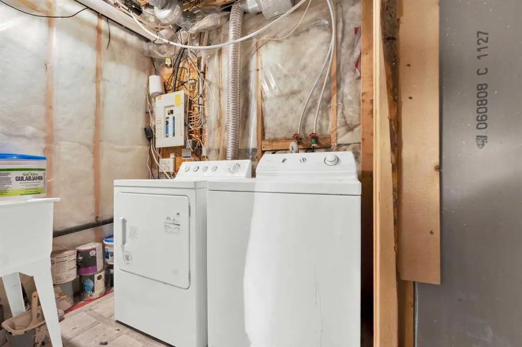 185 Tarawood Place NE