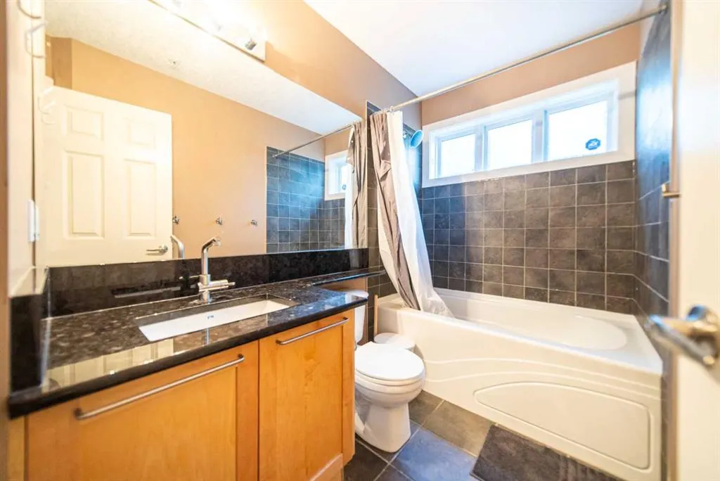 1505 27 Avenue SW, #102